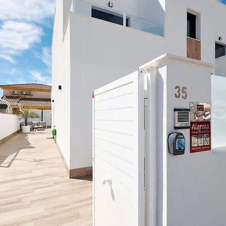 Perla Blanca El Mojon (Alicante)